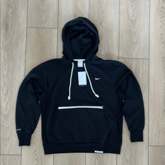 Nike - Mens Size US L Other - NWT - Nike Dri-FIT Standard Issue Pullover Basketball Hoodie, Kangaroo Pocket